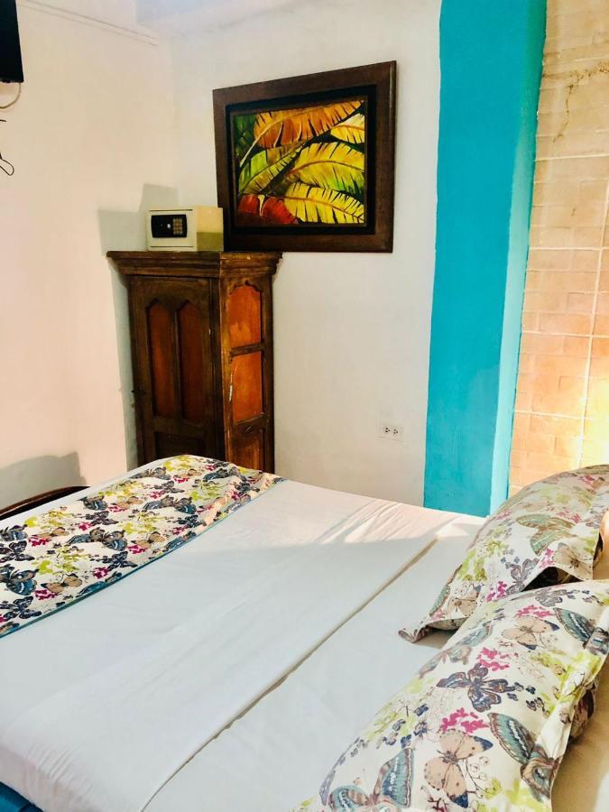 Antigua Calle Almudena Hotel Cartagena Exterior photo